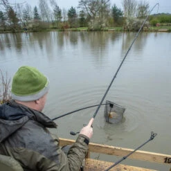 Korum Speed Fit Telescopic Feeder Arm 7 Korum Speed Fit Telescopic Feeder Arm -Korum K0300011 4