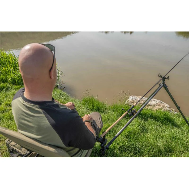 BRAS FEEDER KORUM TRIPOD 3 BRAS FEEDER KORUM TRIPOD – Bild 3